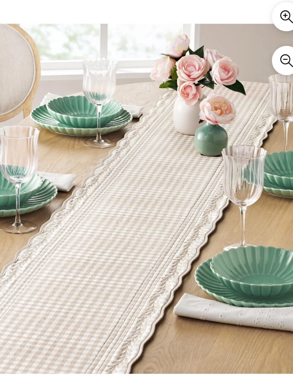 ❤️ New Pioneer Woman Mini Beige Gingham Table Runner with Scalloped Edge - Picture 7 of 7